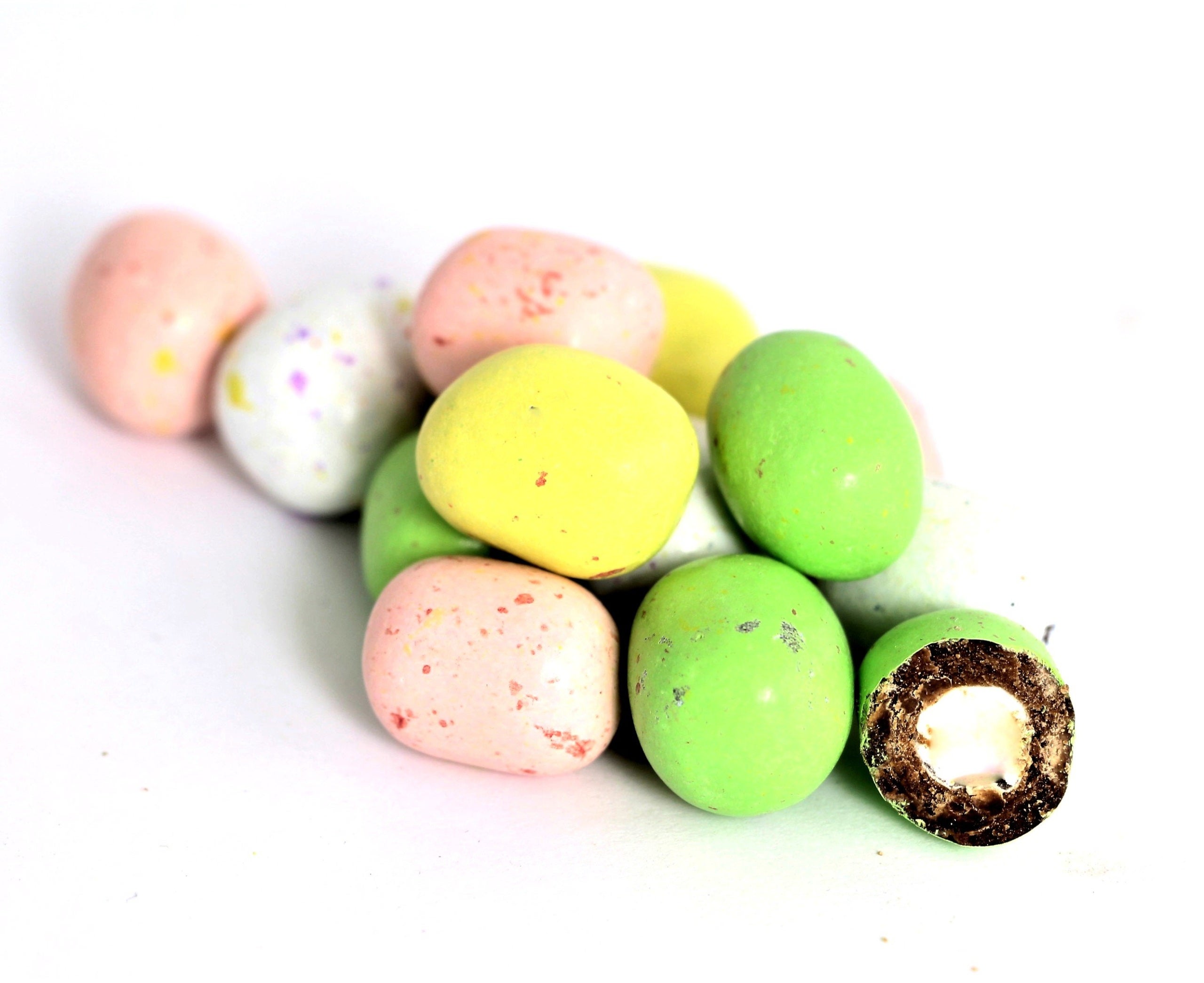 Marshmallow Easter Eggs: Why the Cheap Grocery Store Classics are Actually Elite